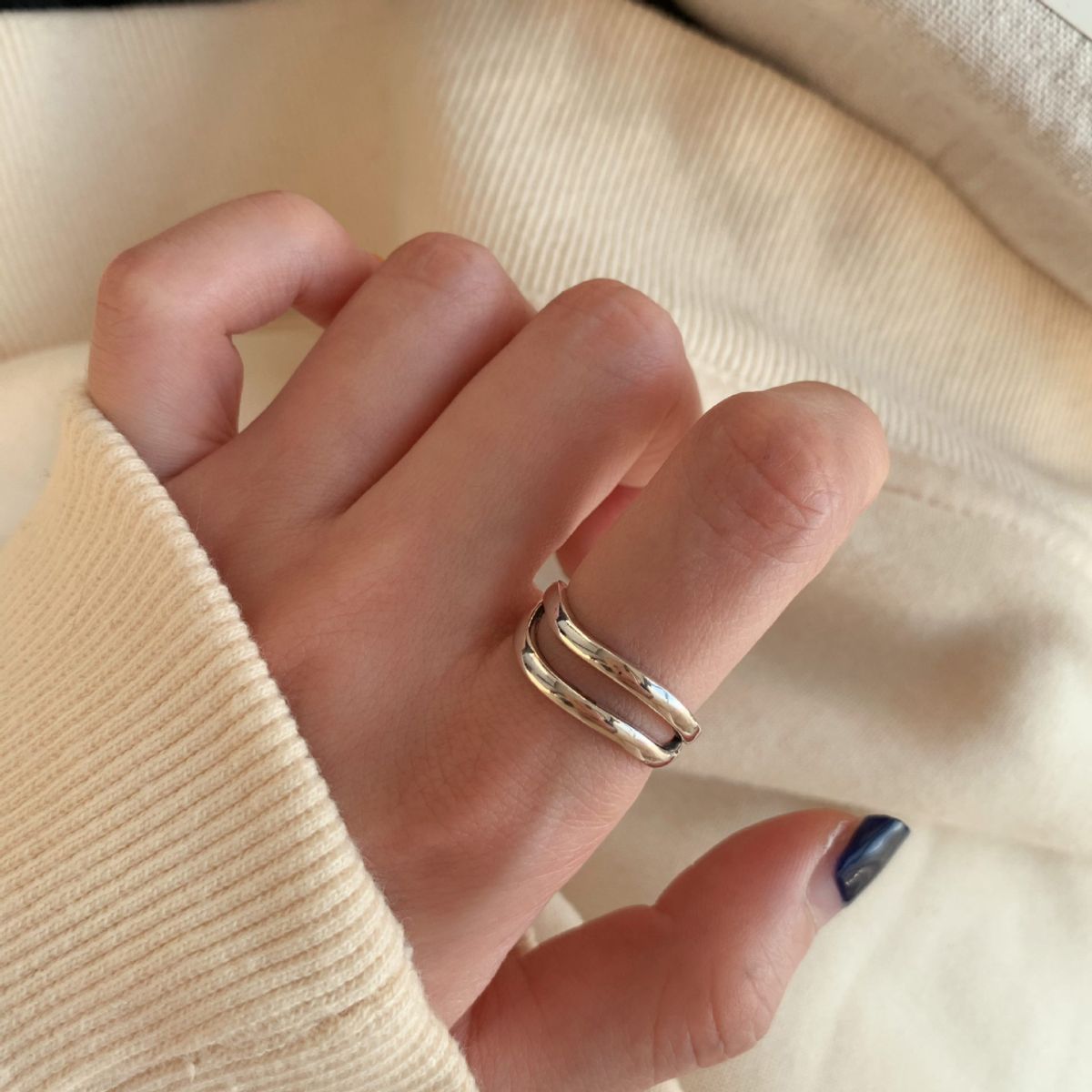 S925纯银法式素圈戒指女时尚高级个性小众ins风复古重工食指戒指