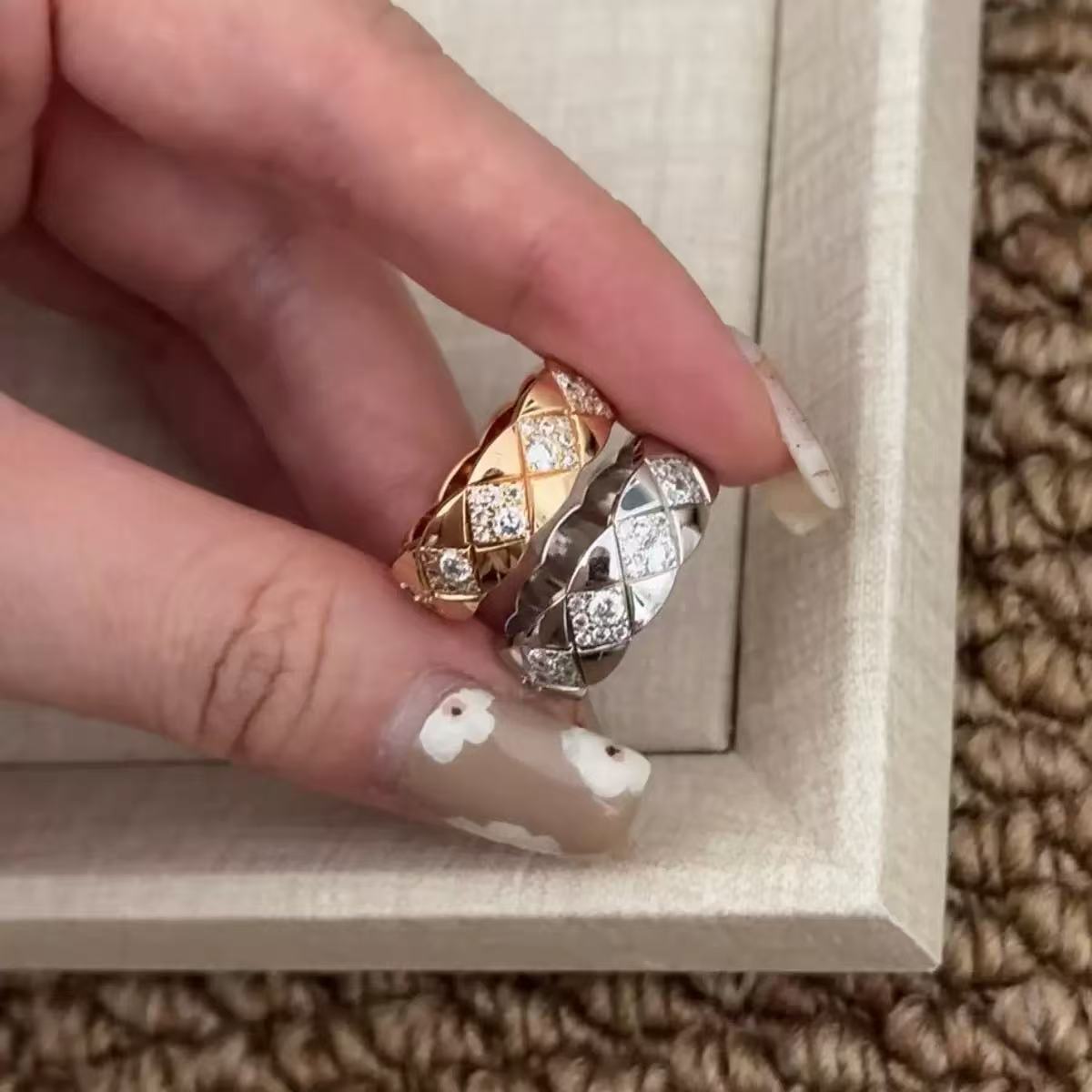 Coco-style quilted diamond couple ring, rose gold CNC