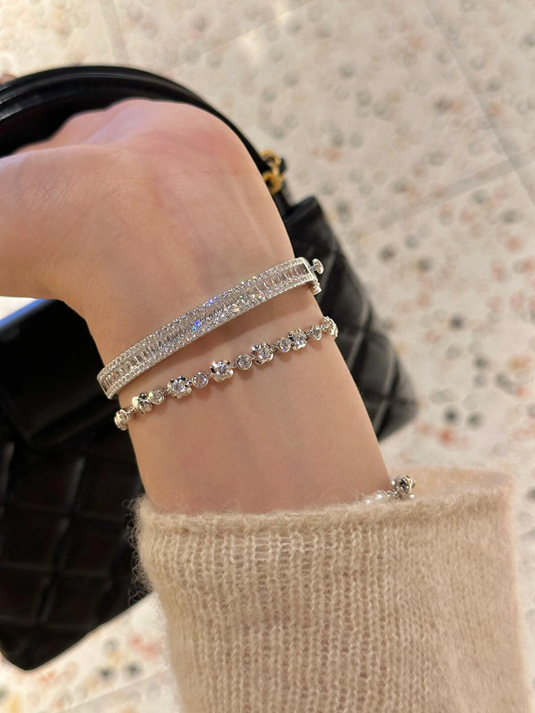 Französisch Retro-Stil Zirkon-Spangen-Armband leichte Luxus-Schmuck
