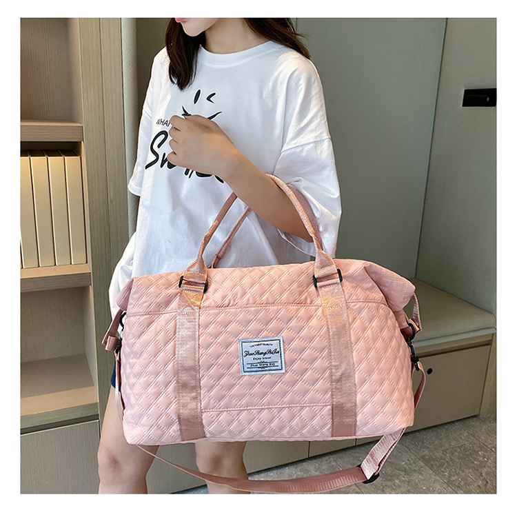 Travel Bag with Wet and Dry Separation, Large Capacity