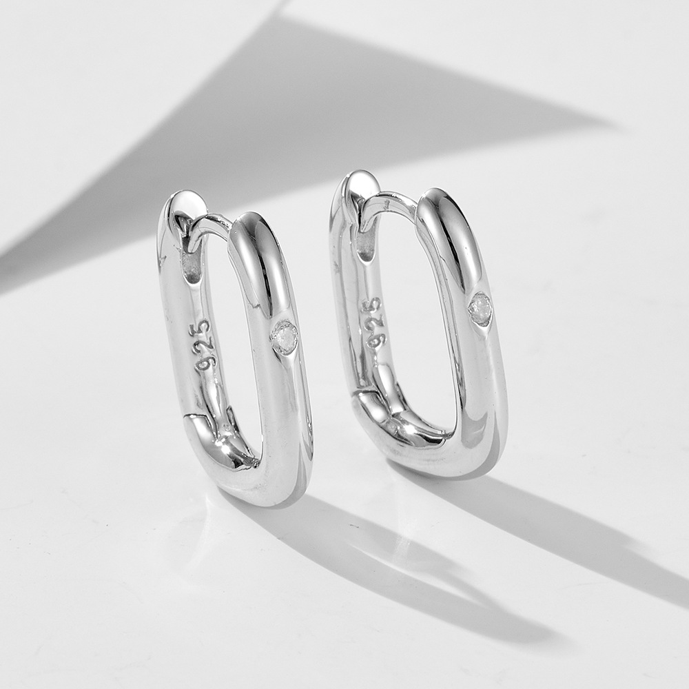 Silberne Ohrringe, ovale U-Form, mit Diamanten, minimalistisch