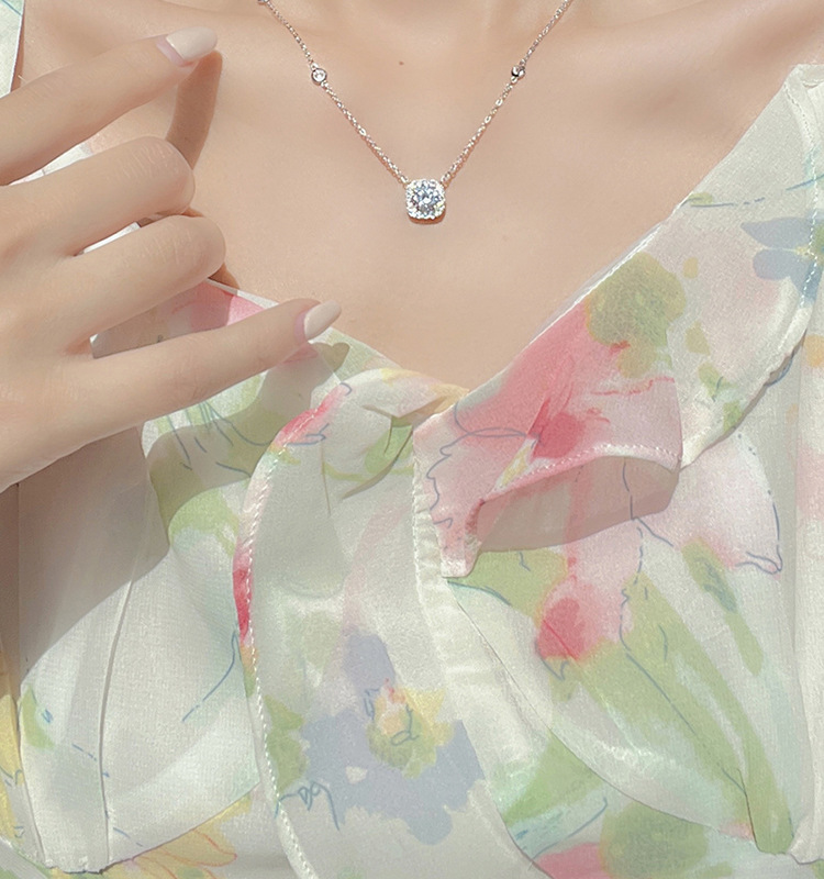 925纯银方糖项链女生轻奢小众设计高级感锁骨链2023新款爆款颈链