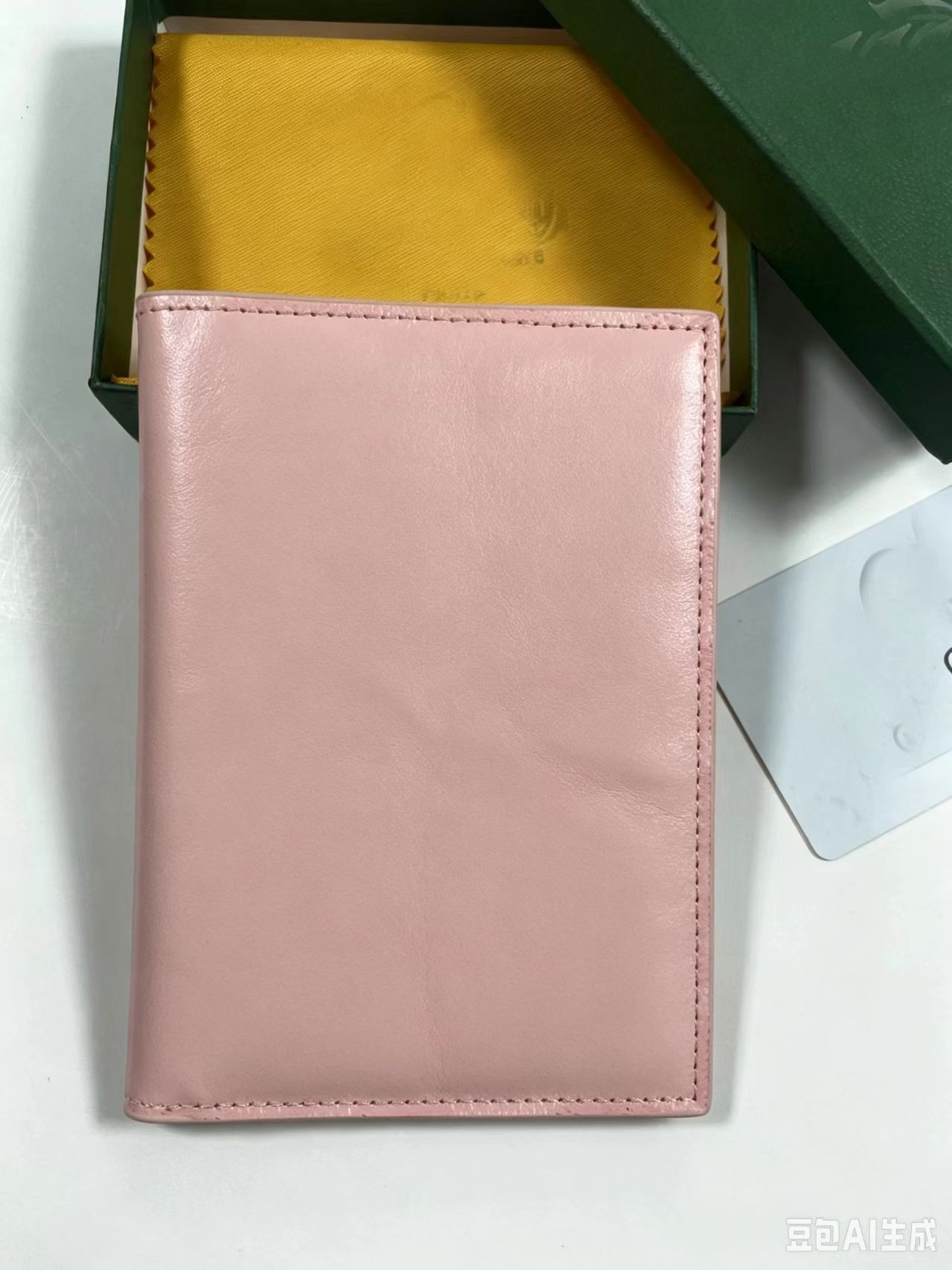 Dog tooth style genuine leather passport wallet, multifunctional card slots