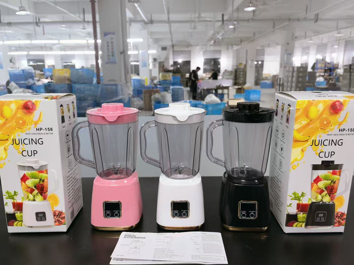 Fully automatic fruit juicer, portable household model
