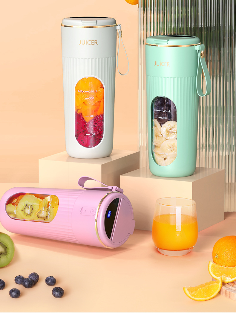 Portable mini electric fruit juicer and smoothie blender