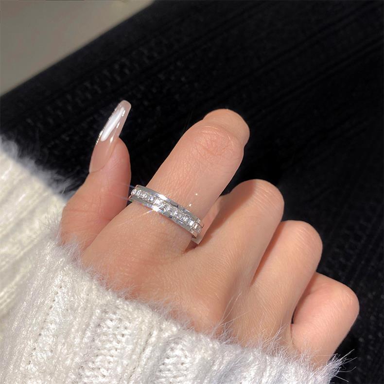 Doppelter quadratischer Diamantring-Set, minimalistisches Design