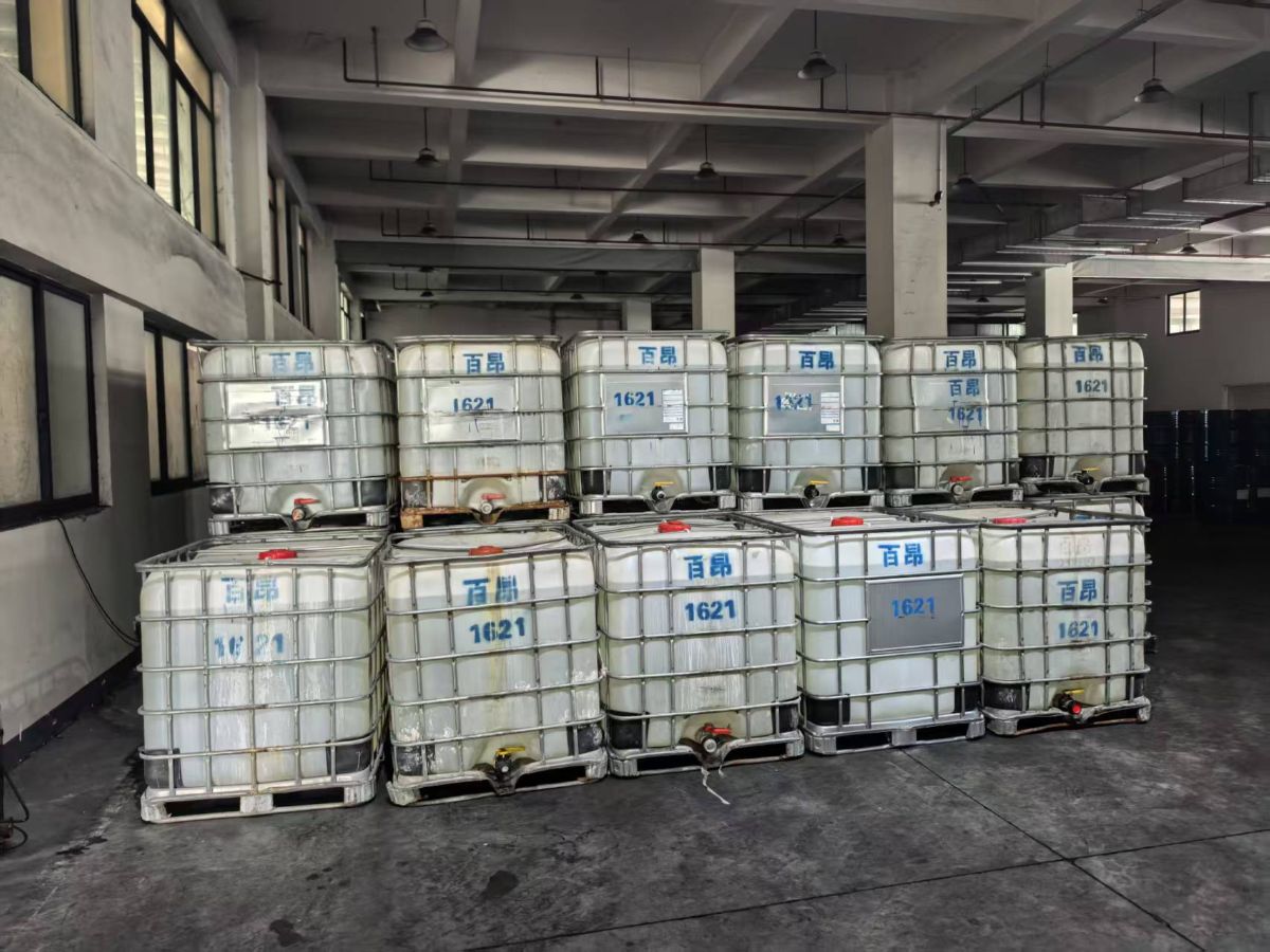 跨境爆款蝶形记忆棉枕头护颈椎慢回弹透气睡眠枕芯家用零压支撑枕