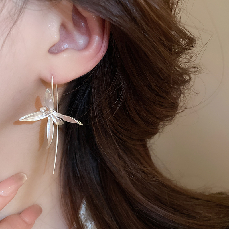 Silver Circle Earrings, Needle Post Studs