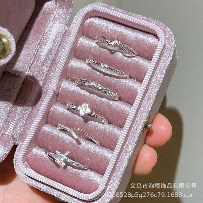 Minimalist Silver Ring Niche Design Index Finger