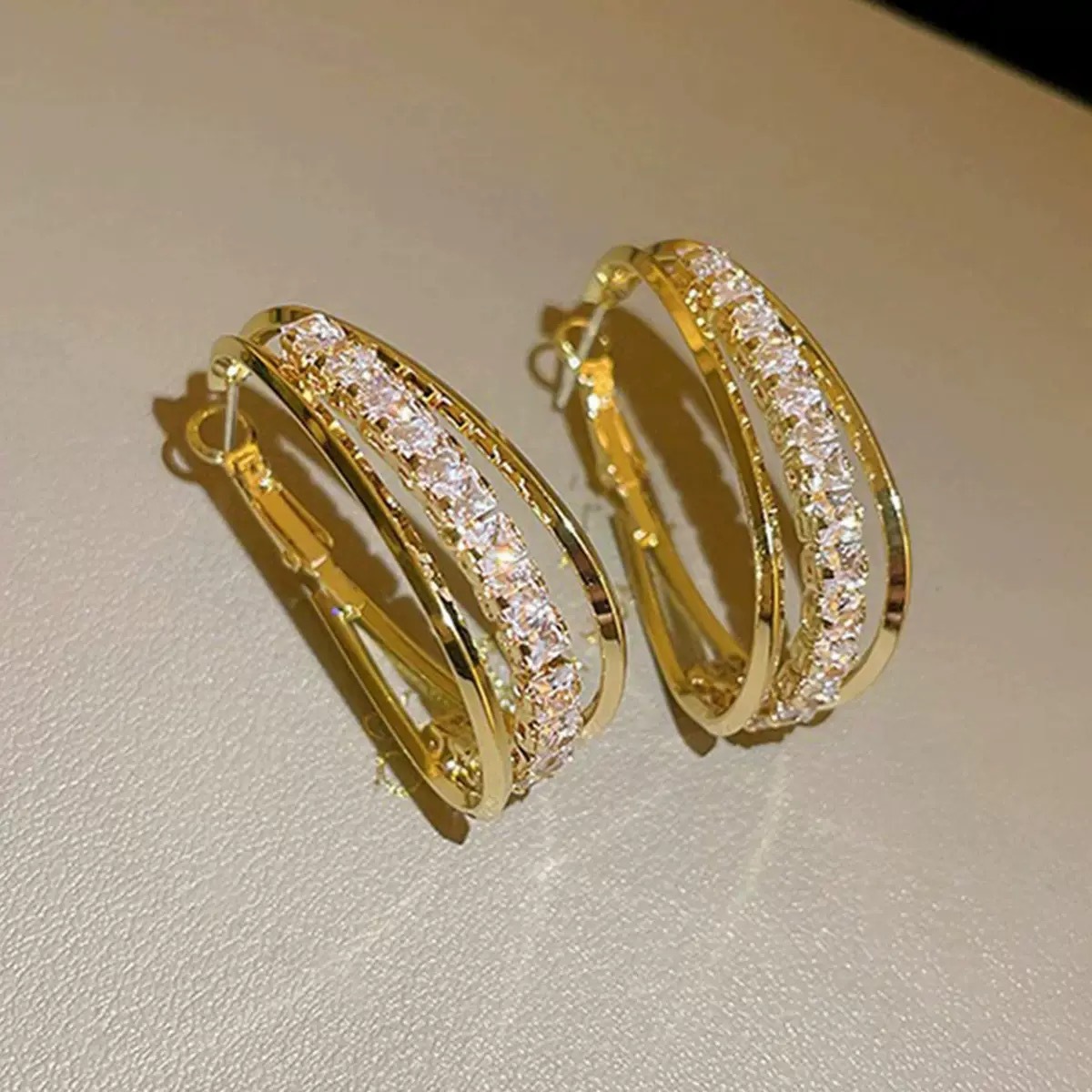 Zirkonia-Ohrstecker für Frauen, elegantes Design