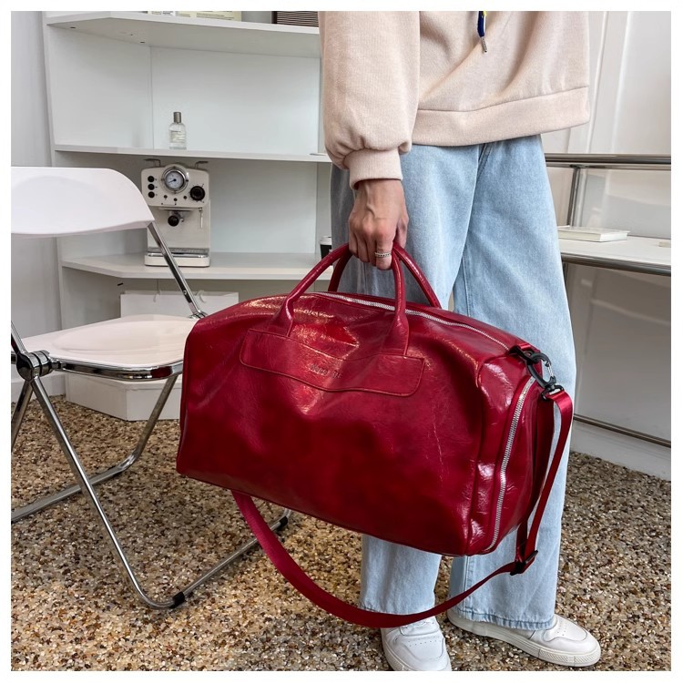 Travel bag, PU material, large capacity, multipurpose