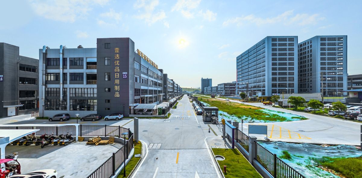 Stainless steel kitchen knife set with vegetable and bone cleavers