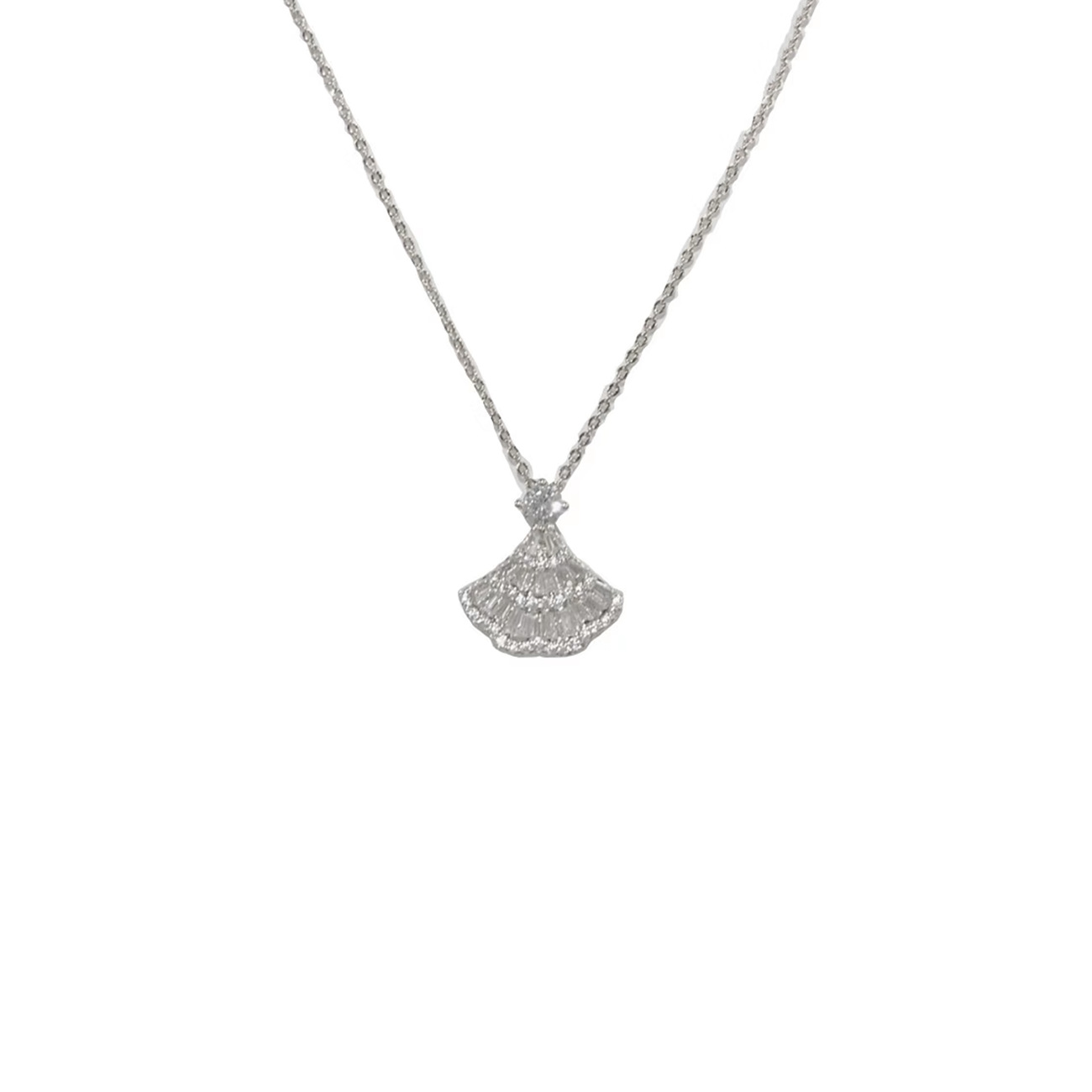 Halskette mit Prinzessinnenrock-Design, durchbrochen, Schlüsselbeinkette