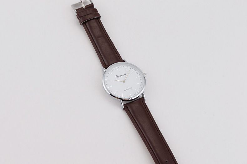 Herrenuhr, ultraflach, Lederarmband, Quarz