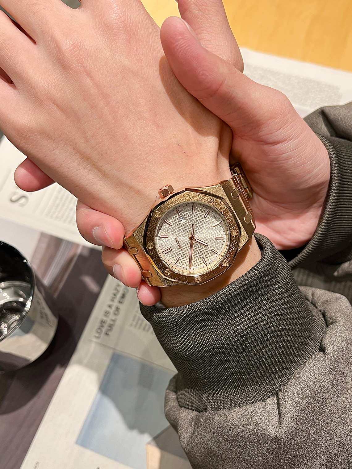 Royal Oak Quartz Men's Watch with Waterproof Steel Band