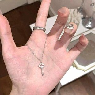 Zirkon taşlı titanyum çelik kadın kolye