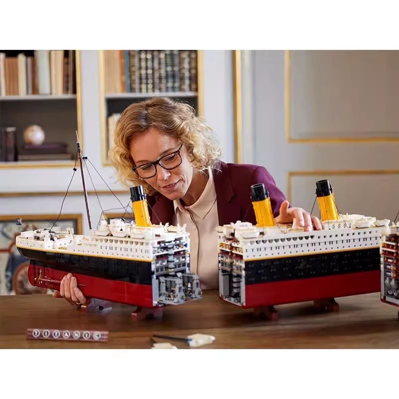 Bauset kompatibel mit LEGO Titanic Schiff 10294