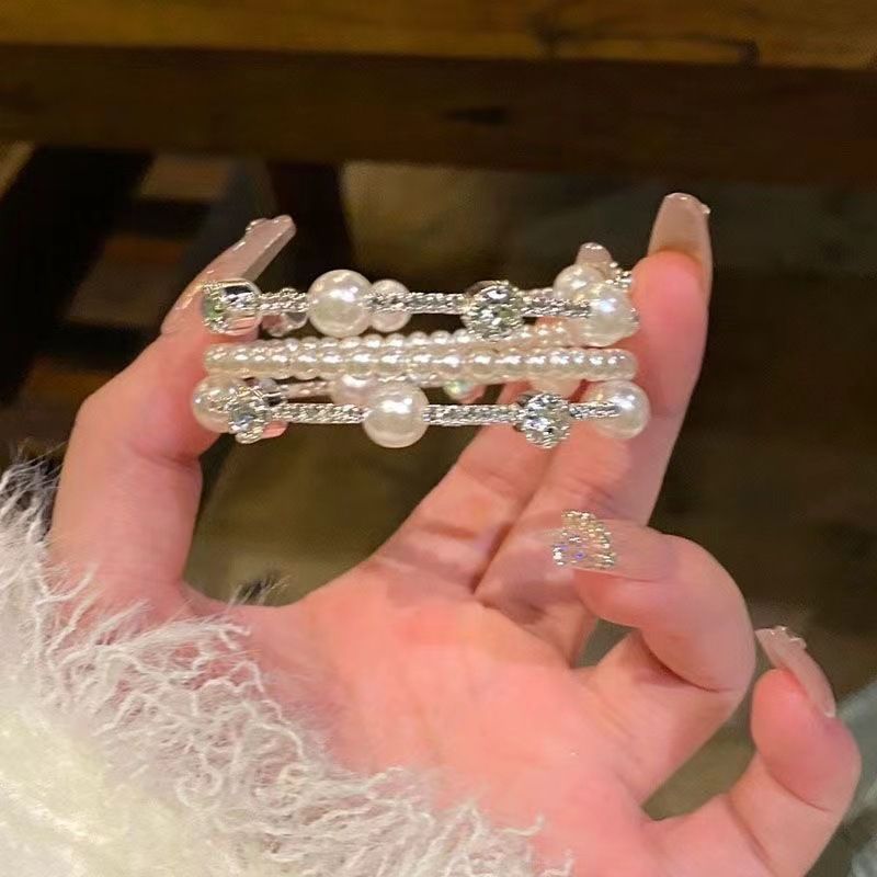 Perlenarmband mit Zirkonia, Prinzessinnen-Stil