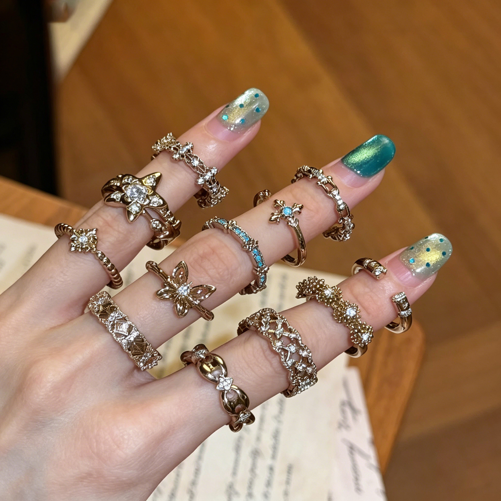Vintage Kaffee-Gold Zirkonia Blüten-Offener Ring