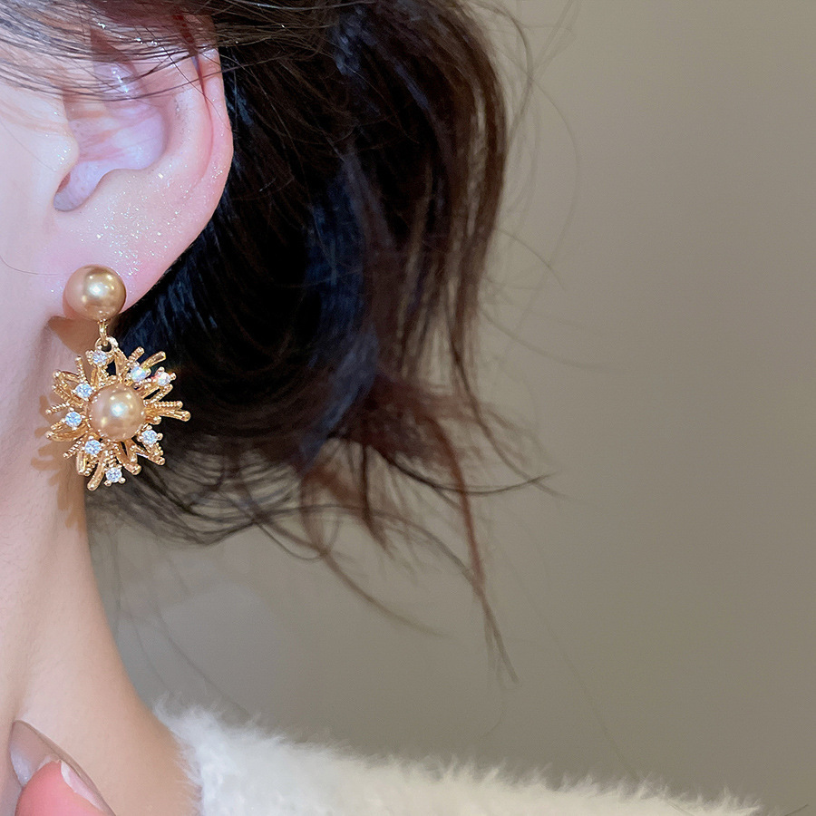 Zircon geometric pearl stud earrings, French style