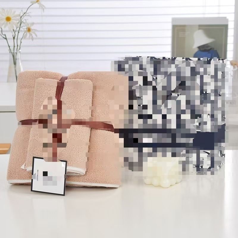 Banyo havlusu 2'li set, mercan kadife, hızlı kuruyan