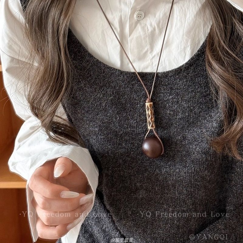 Vintage Coffee Brown Pendant Necklace Long Chain