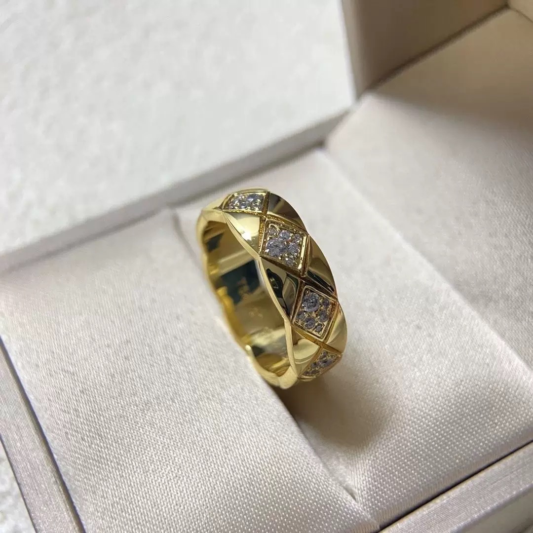 Coco-style quilted diamond couple ring, rose gold CNC