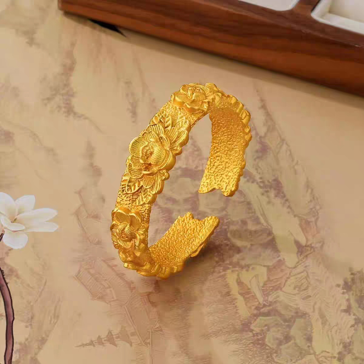 3D carved peony bracelet, solid gold-colored Chinese style