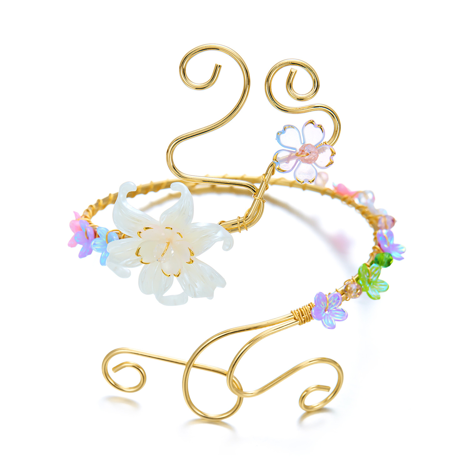 Flower-patterned open bracelet with geometric design for women