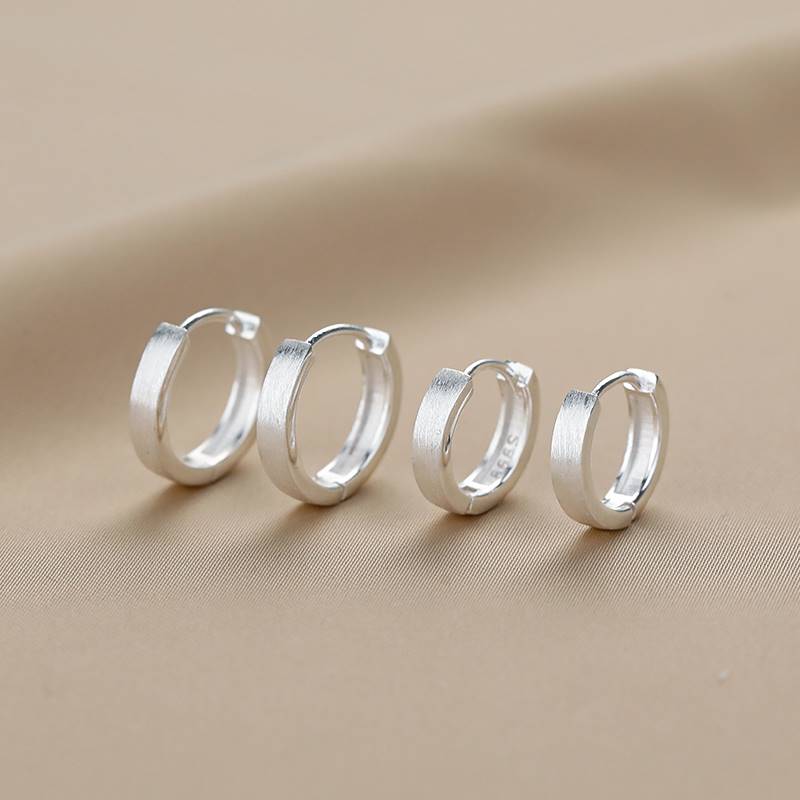S999 Sterlingsilber-Ohrringe mit matter Kreisform für Frauen