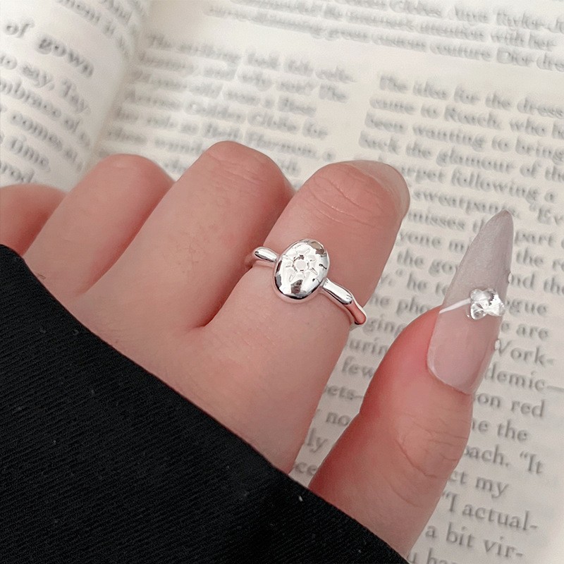 Damenring aus 925er Silber, unregelmäßiges Design
