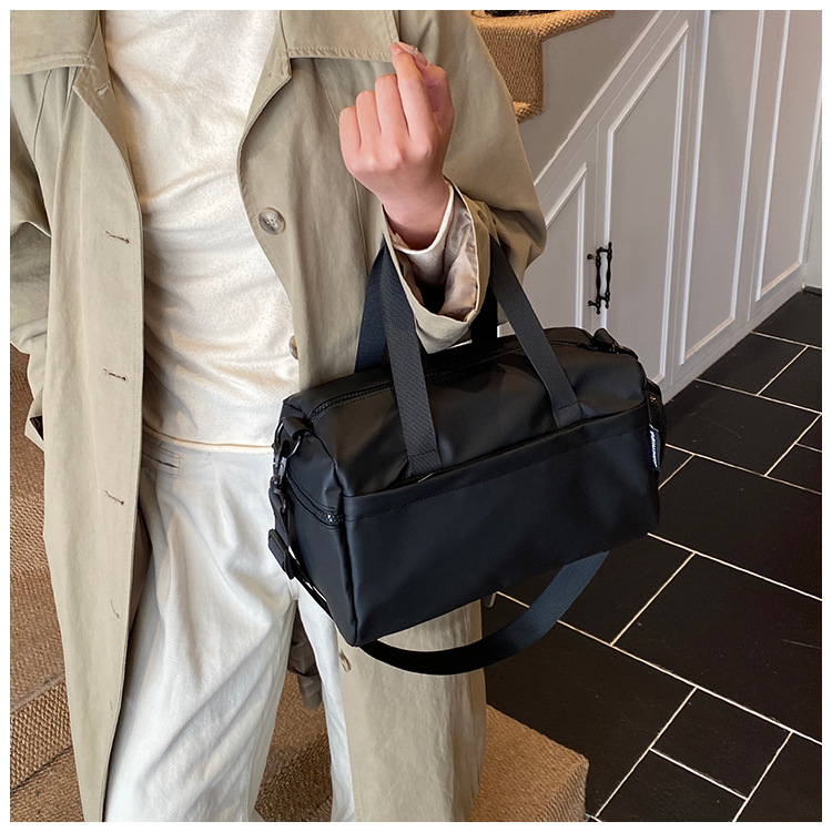 Sports fitness bag waterproof women travel shoulder bag