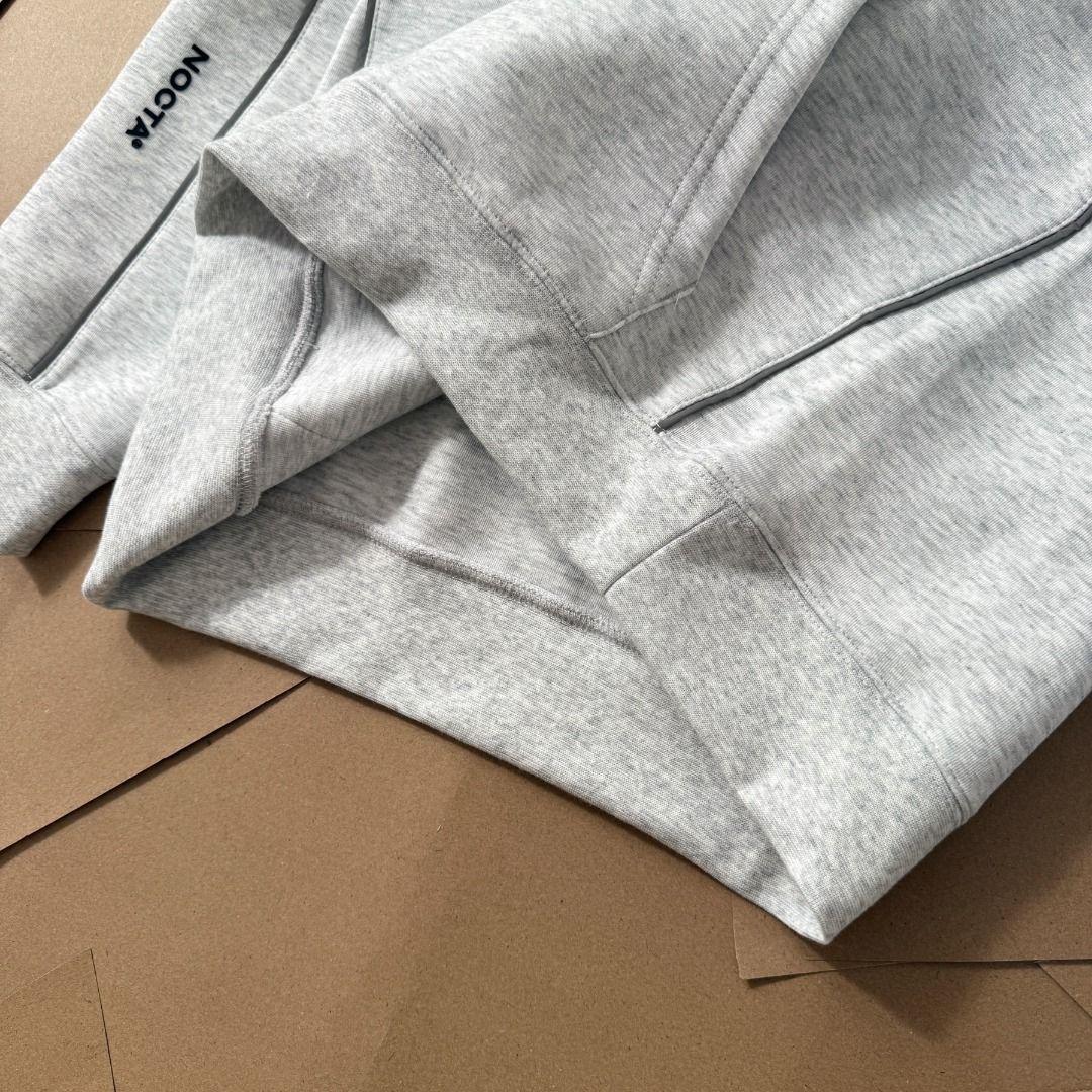 Kapüşonlu sweatshirt takımı yansıtıcı şerit