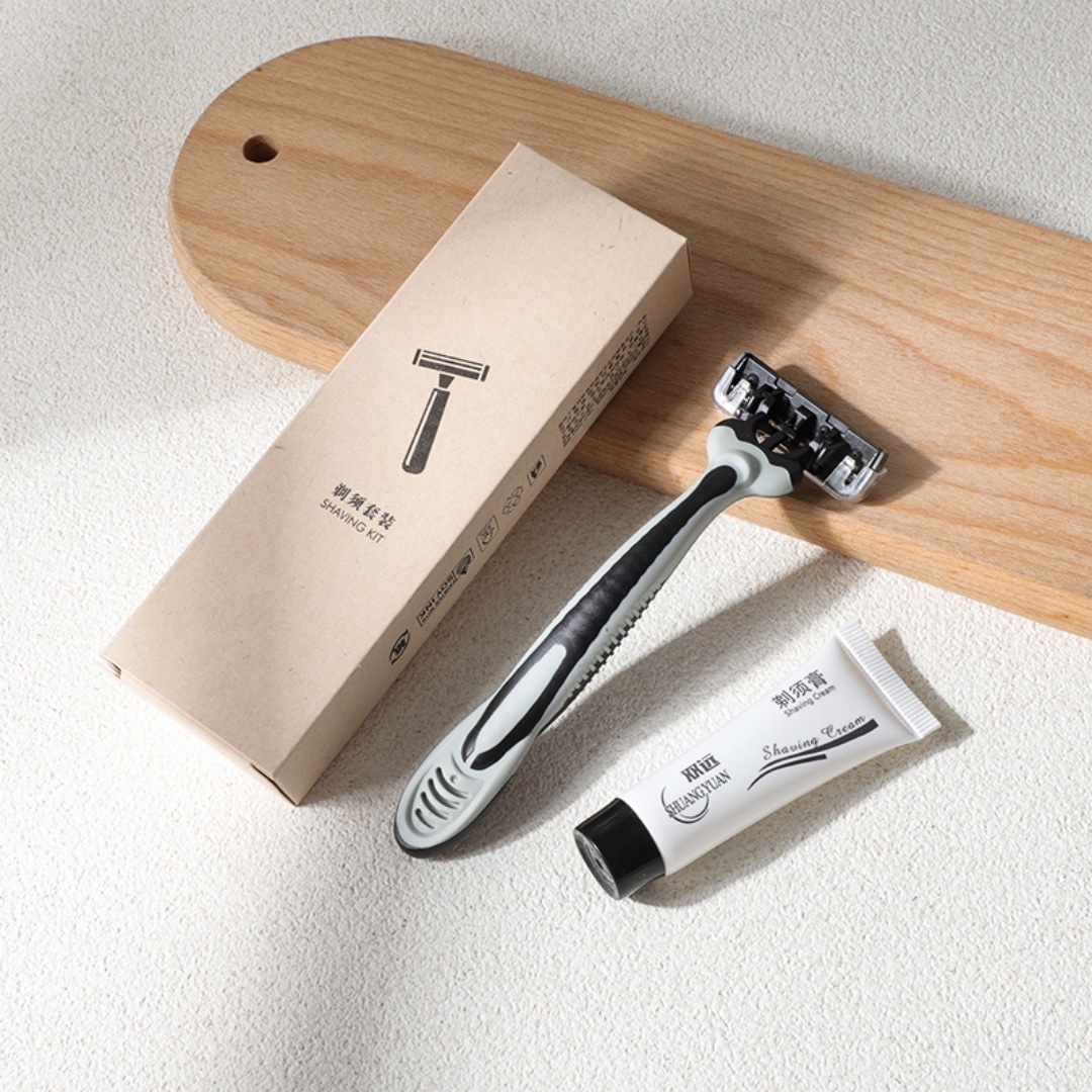 Disposable hotel toothbrush set with toothpaste, soft bristles, eco-friendly packaging