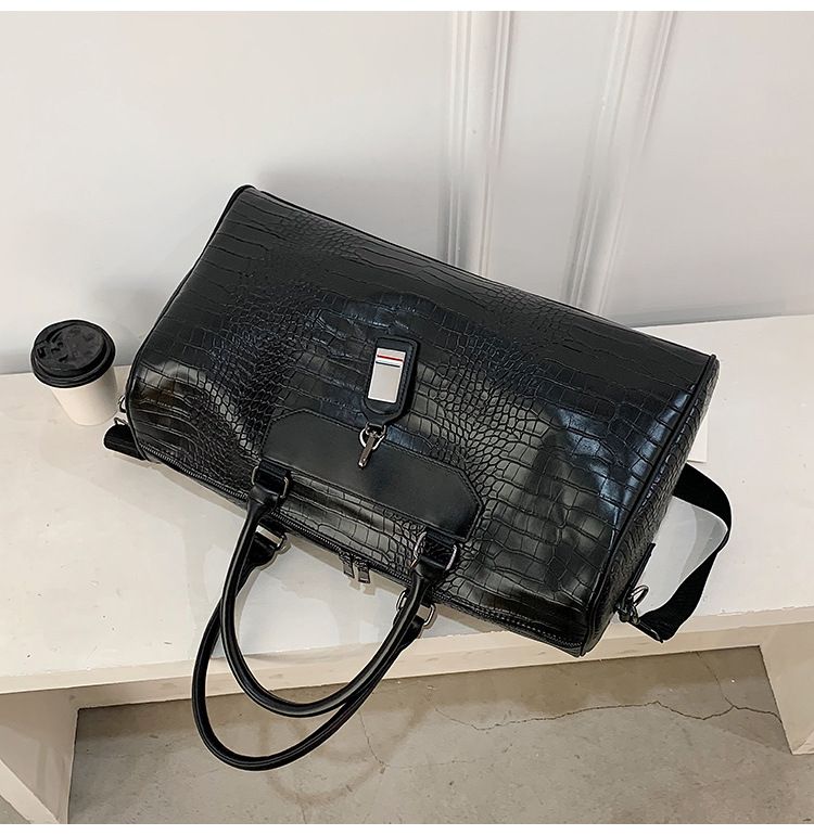PU waterproof sports travel bag, large capacity