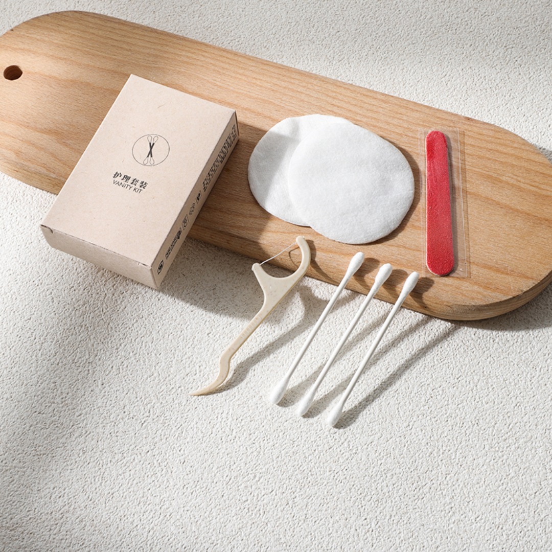Disposable hotel toothbrush set with toothpaste, soft bristles, eco-friendly packaging