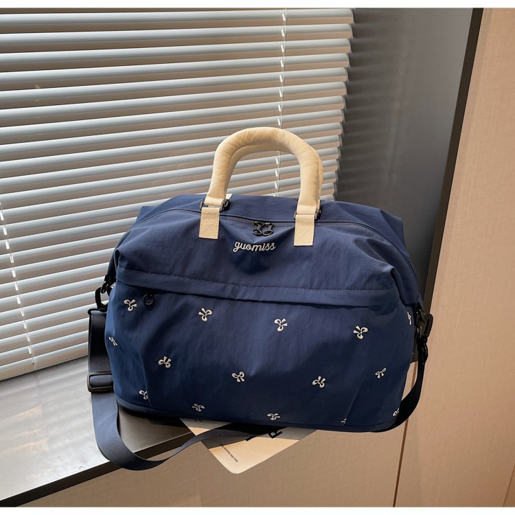 Expandable travel bag, large capacity, lightweight