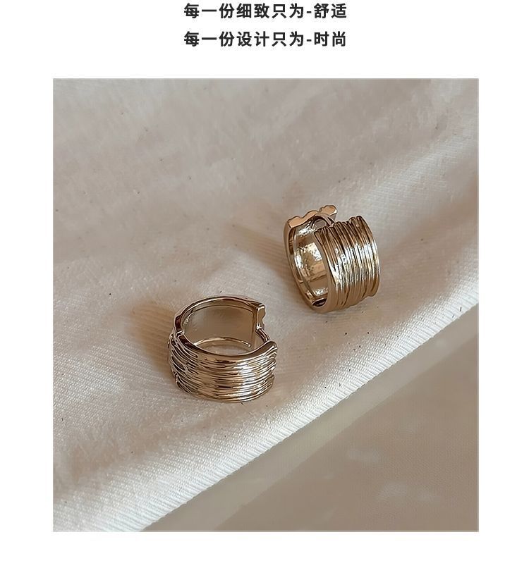 S999 silver textured wide-edge women's earrings