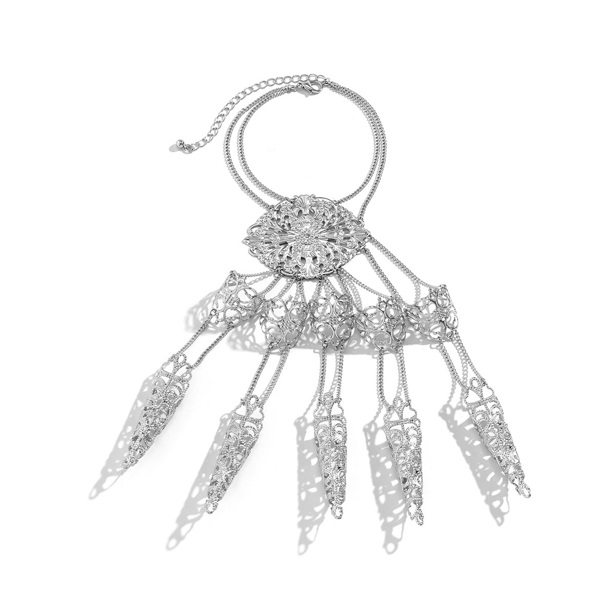 Gotik-Kettenfingerarmband Damen mit Ziernieten