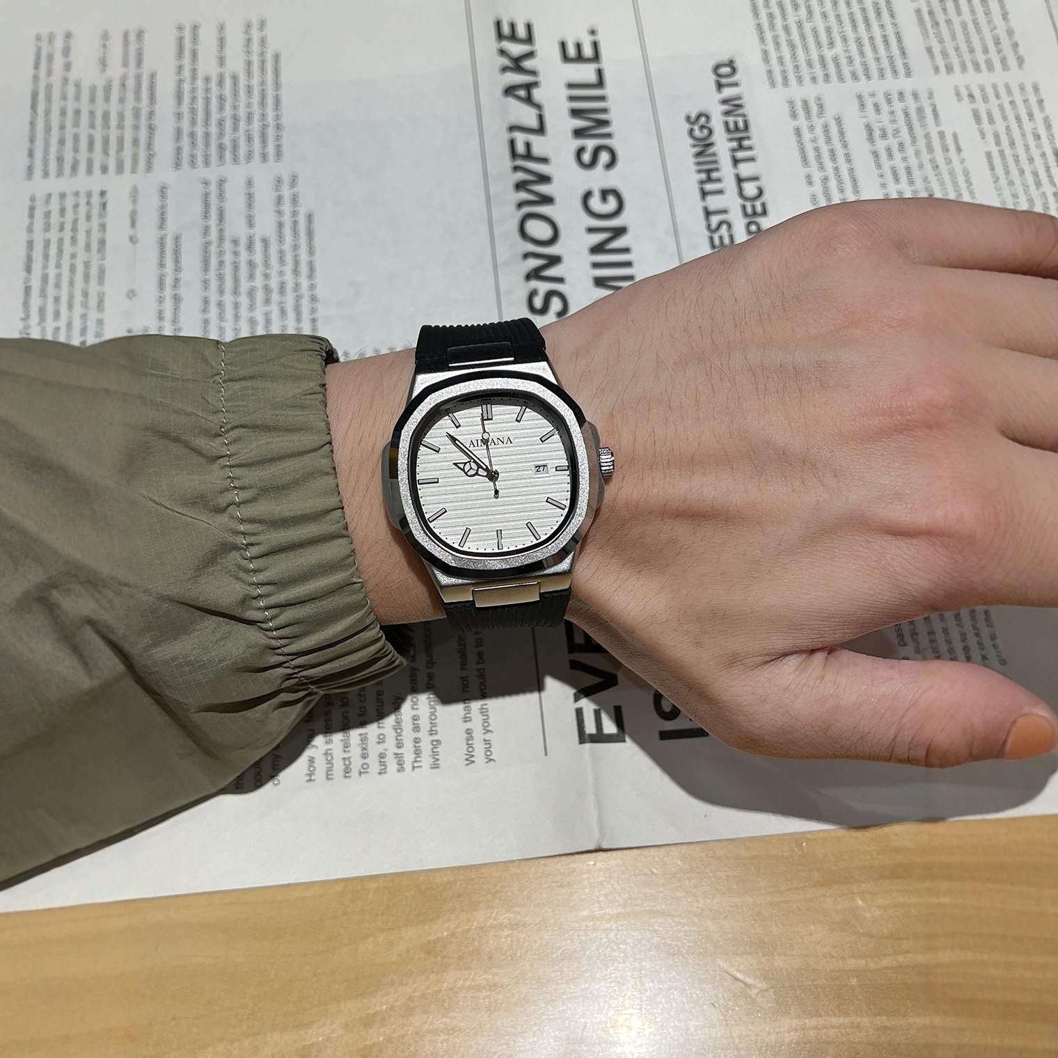 AIMANA Herrenuhr ultraflach Silikon-Armband mit Kalender