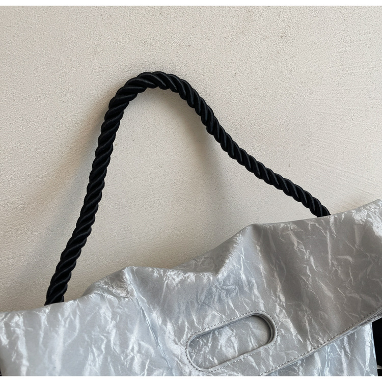 Travel bag, large capacity, single shoulder strap