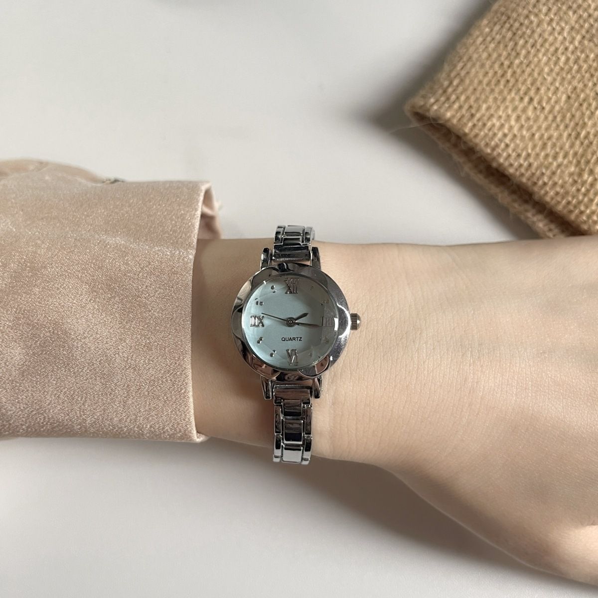 French style minimalist women's quartz watch slim band