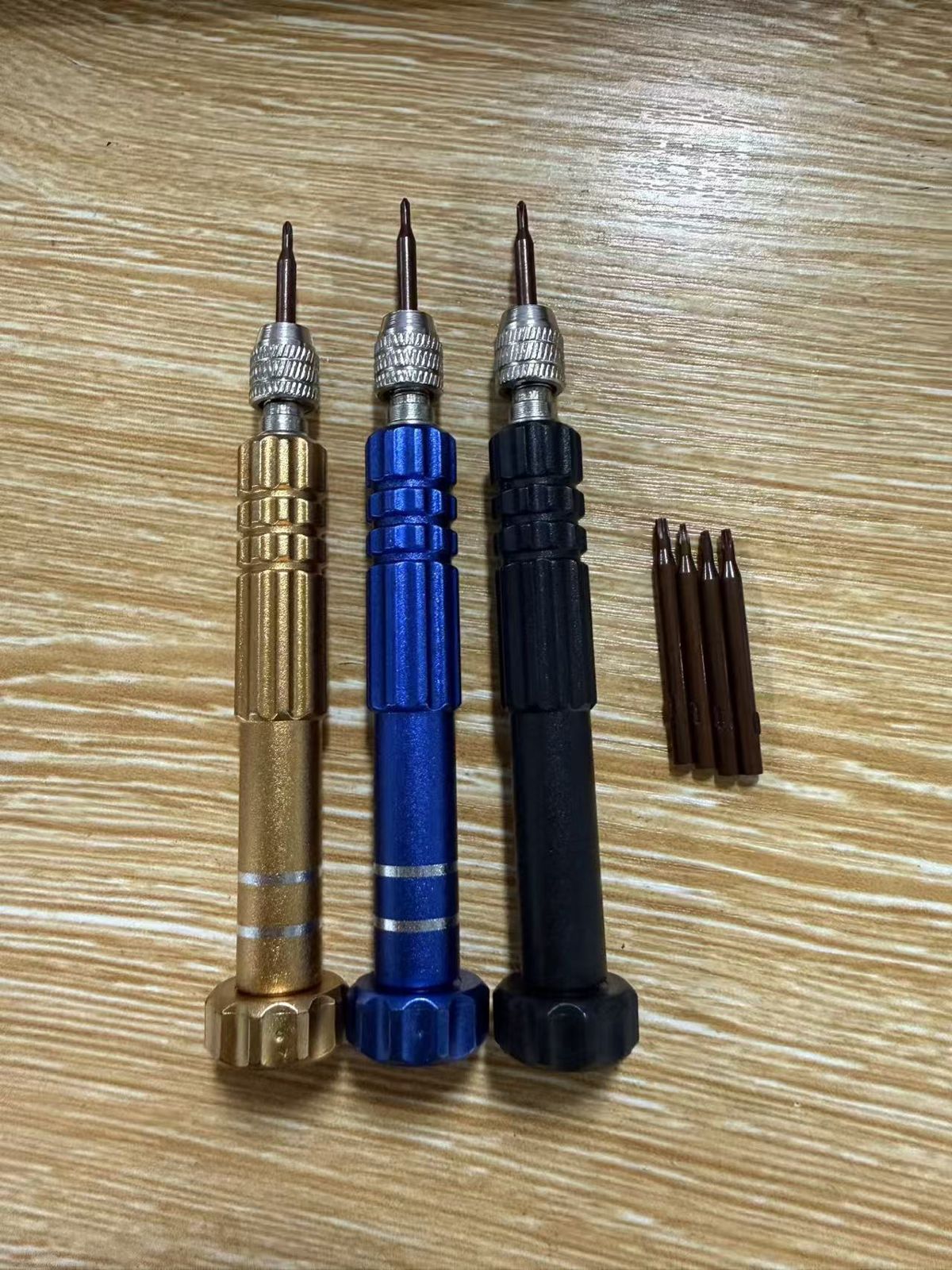 5-in-1 Alüminyum Tornavida Seti, Telefon Onarımı