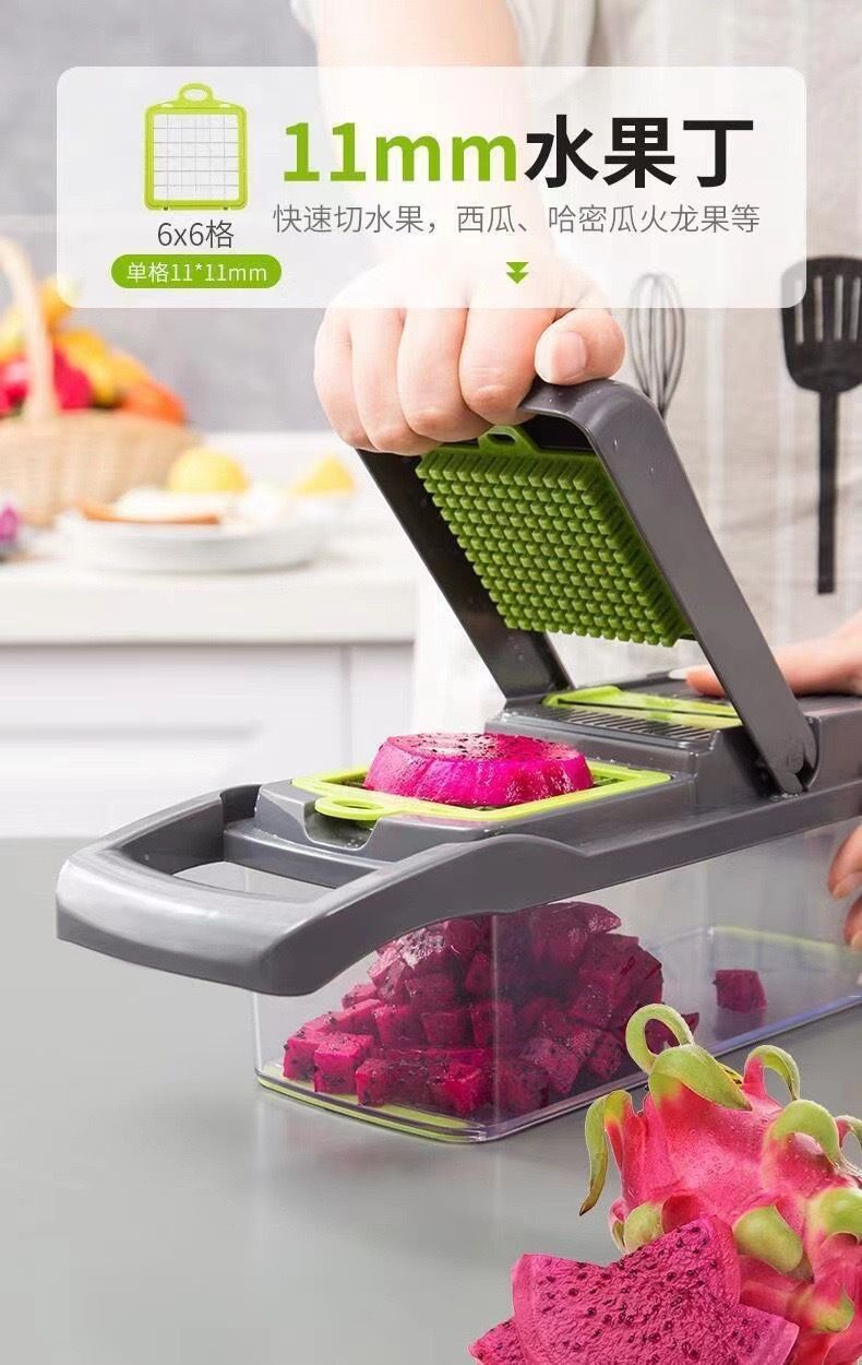 Multifunctional vegetable cutter with shredder, julienne and slicer