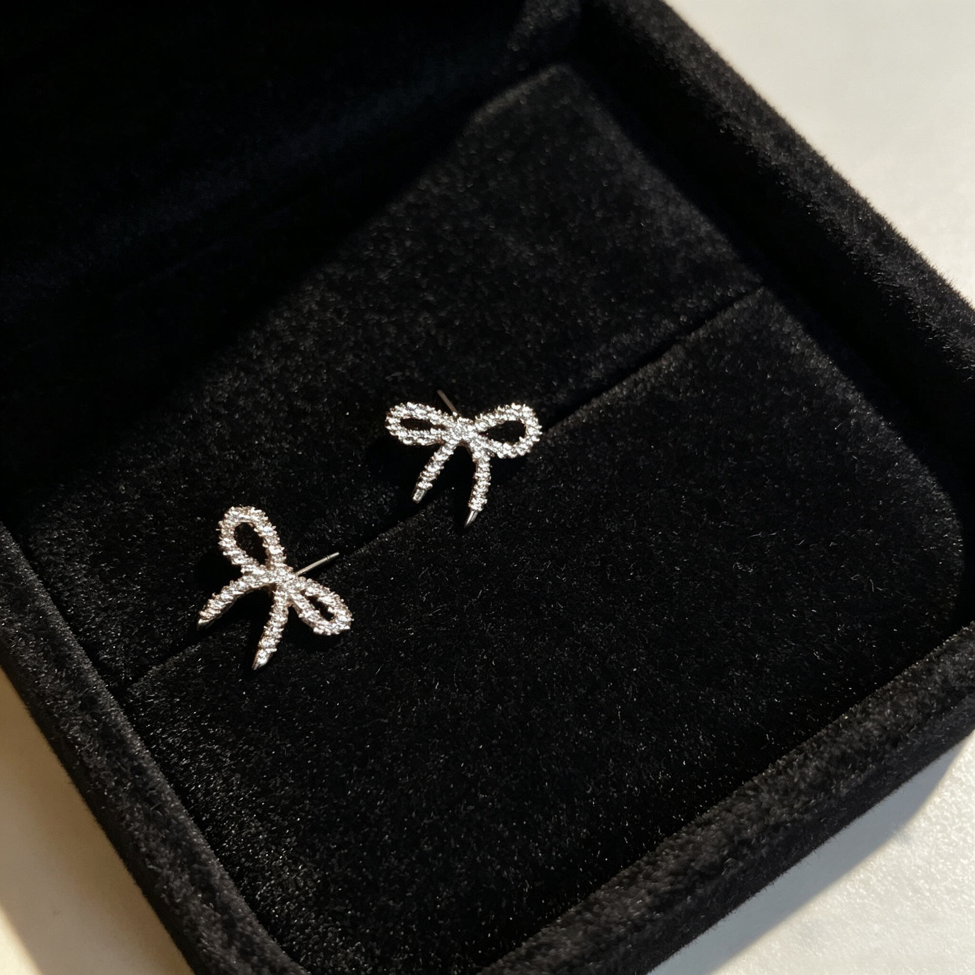 S999 Sterling Silver Zircon Stud Earrings Women