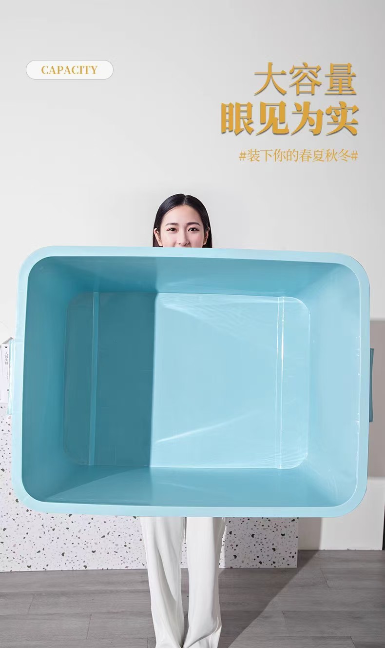 Extra large plastic storage box with wheels