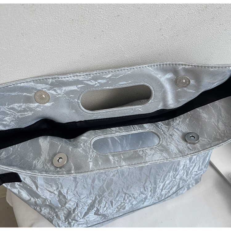 Travel bag, large capacity, single shoulder strap