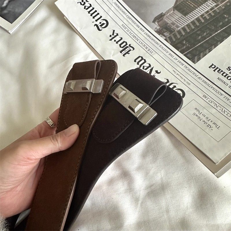 Women's suede belt with silver buckle, wide and elastic