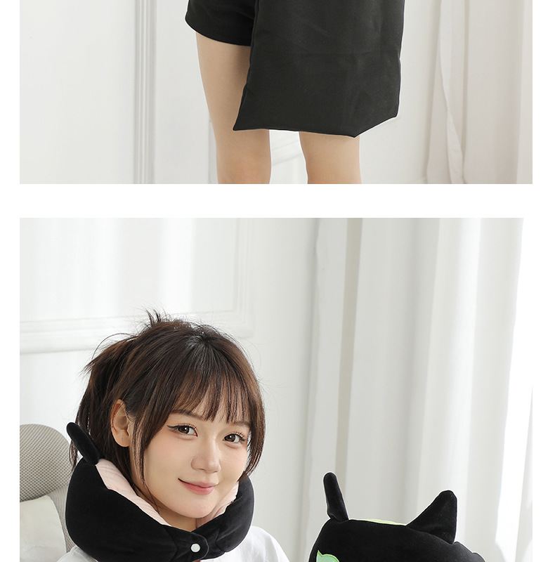 U-Shaped Neck Pillow Black Cat Design