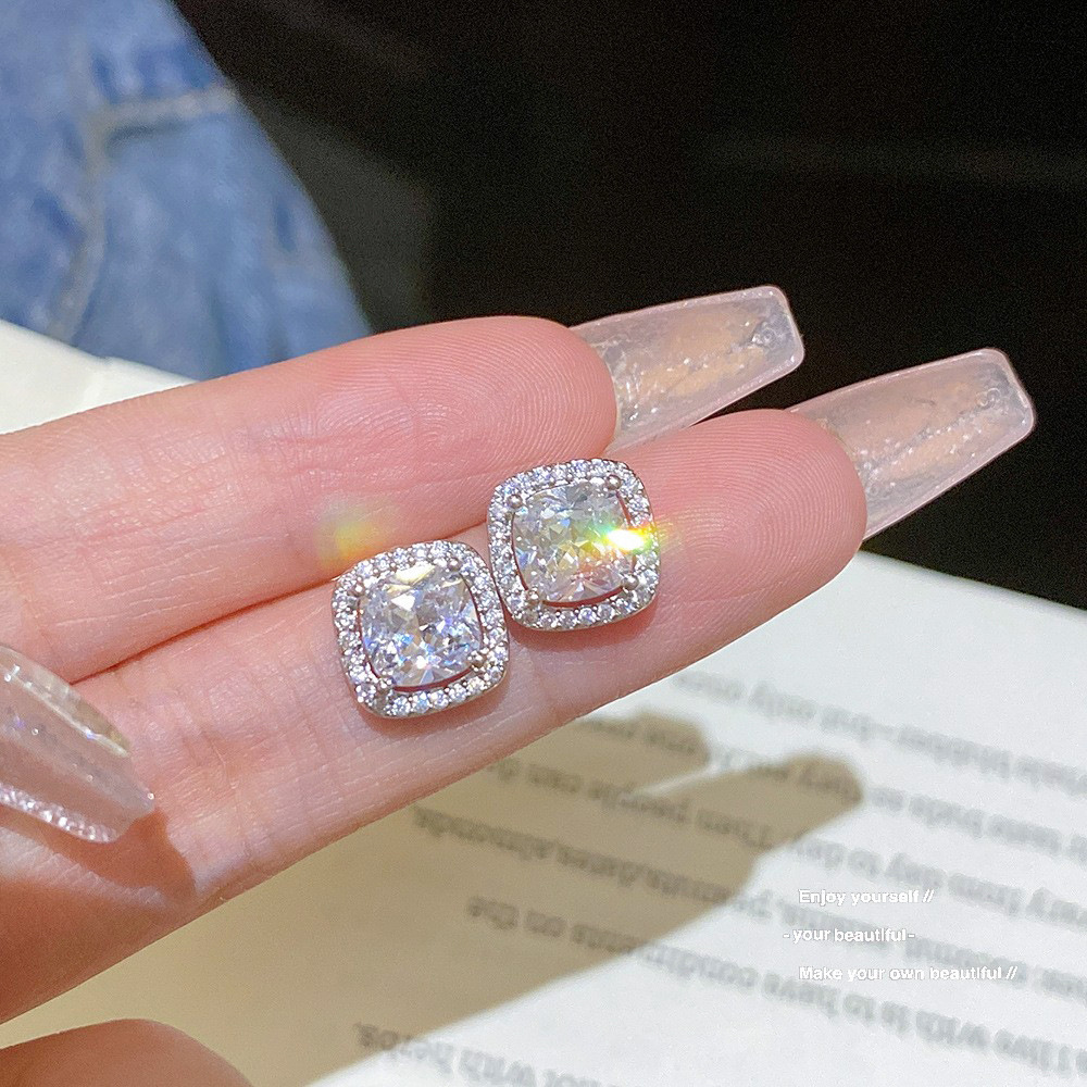 925er Silber Zirkon-Ohrstecker quadratisch elegantes Design